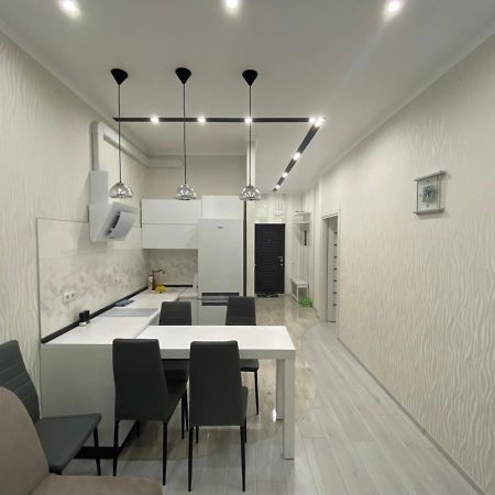 Central Apartment Odessa Extérieur photo