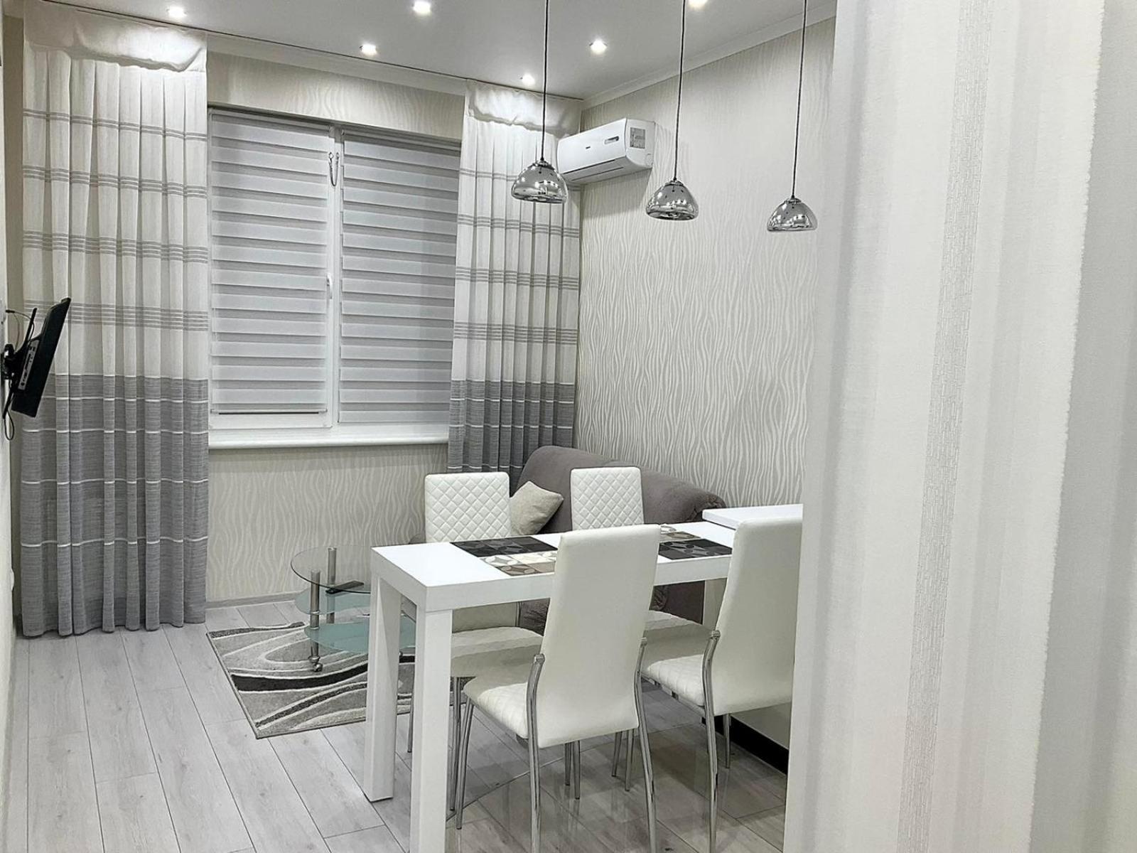 Central Apartment Odessa Extérieur photo